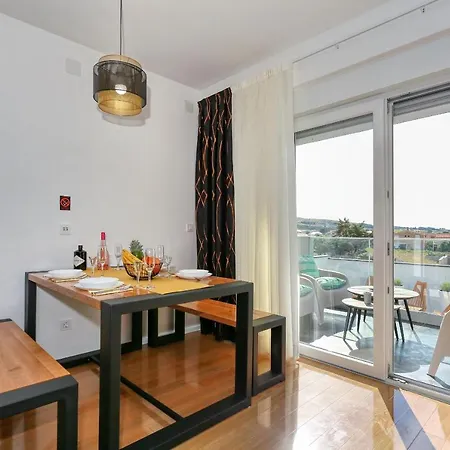 Luxury Apartments Hills ויר