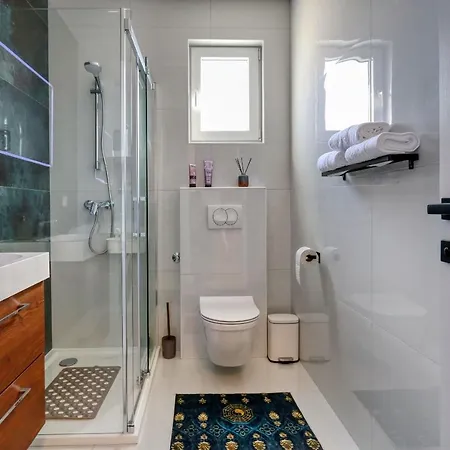 Luxury Apartments Hills ויר