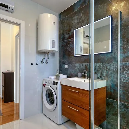 Апартаменты Luxury Apartments Hills